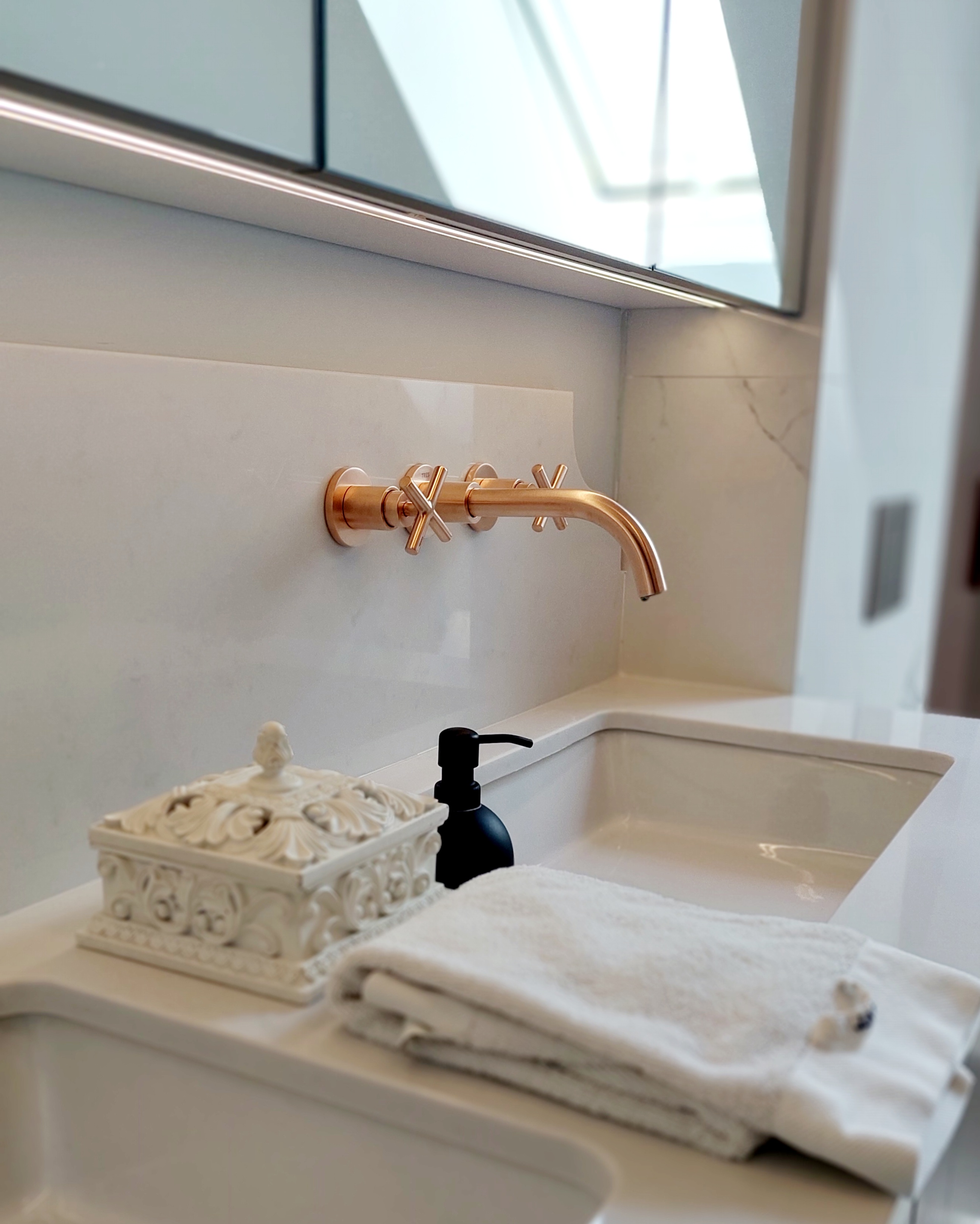 Wnętrza klasyczne w nowoczesnym stylu